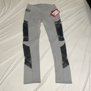 Electric yoga leggings